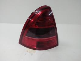 Fanale posteriore principale sinistro (luci)