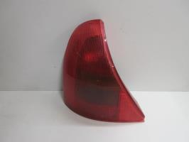 Fanale posteriore principale sinistro (luci)