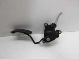 Pedale acceleratore