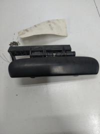 Poignee porte avant gauche