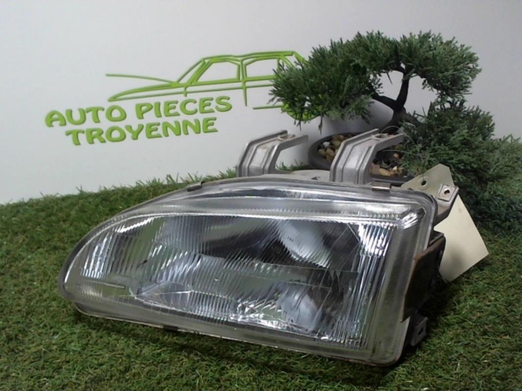 Optique avant principal gauche (feux)(phare)