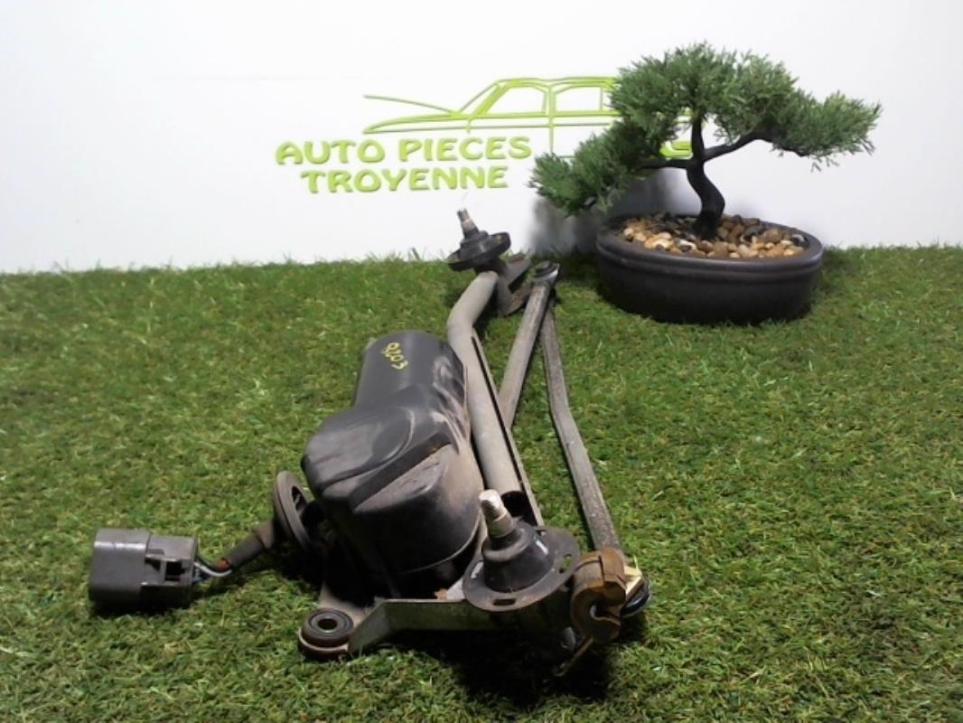 Motore tergicristallo anteriore