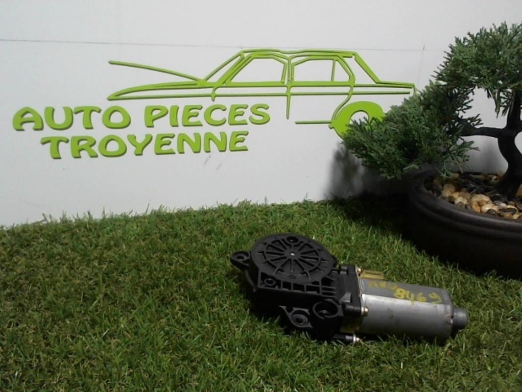 Moteur leve vitre avant droit