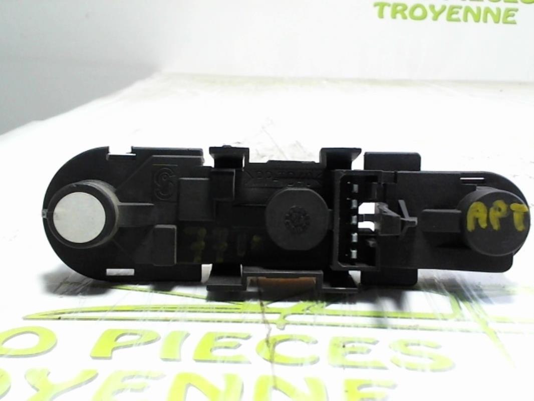 Base portalampade fanale posteriore destro