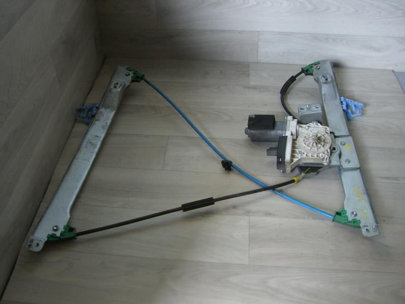 Alzacristalli elettrico anteriore destro