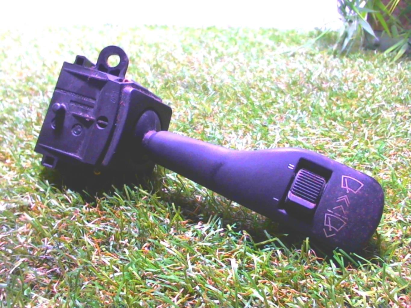 Commodo d'essuie glaces