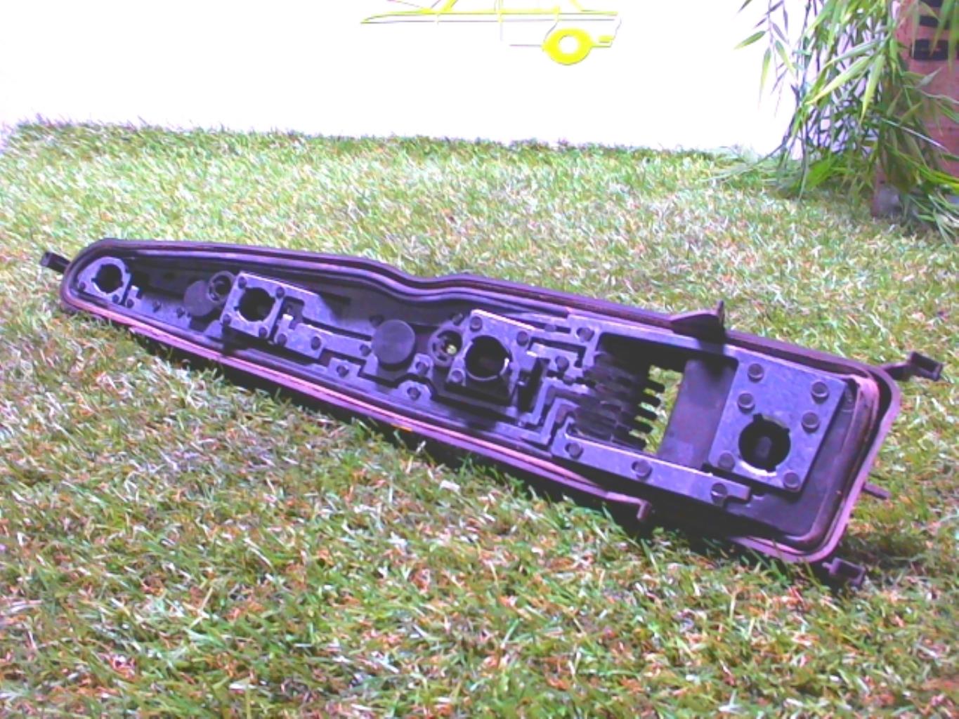 Base portalampade fanale posteriore destro