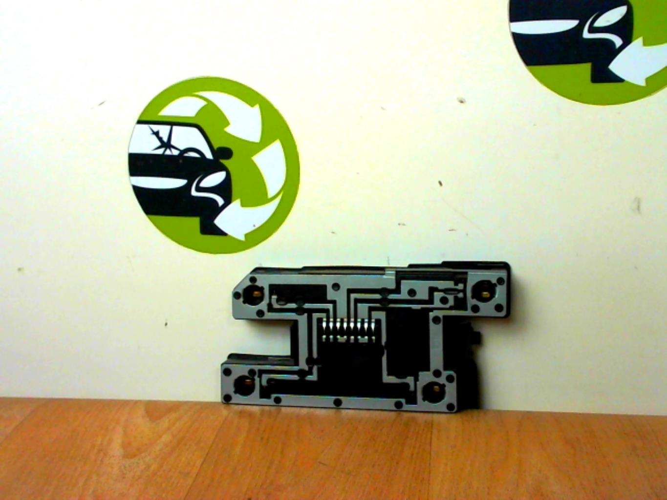 Base portalampade fanale posteriore destro