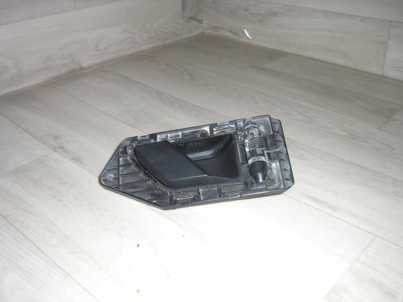 Poignee interieur avant droit