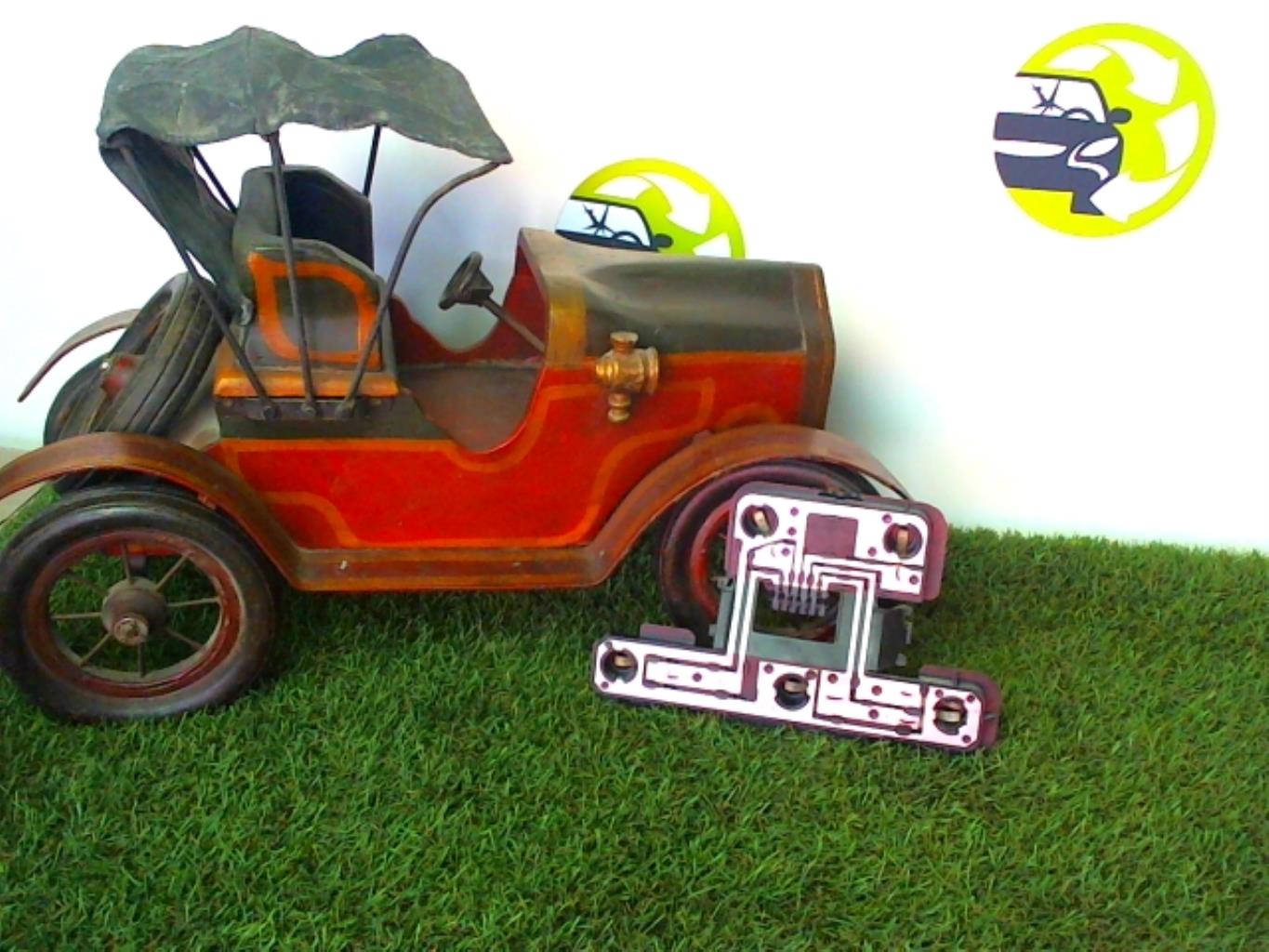 Base portalampade fanale posteriore destro