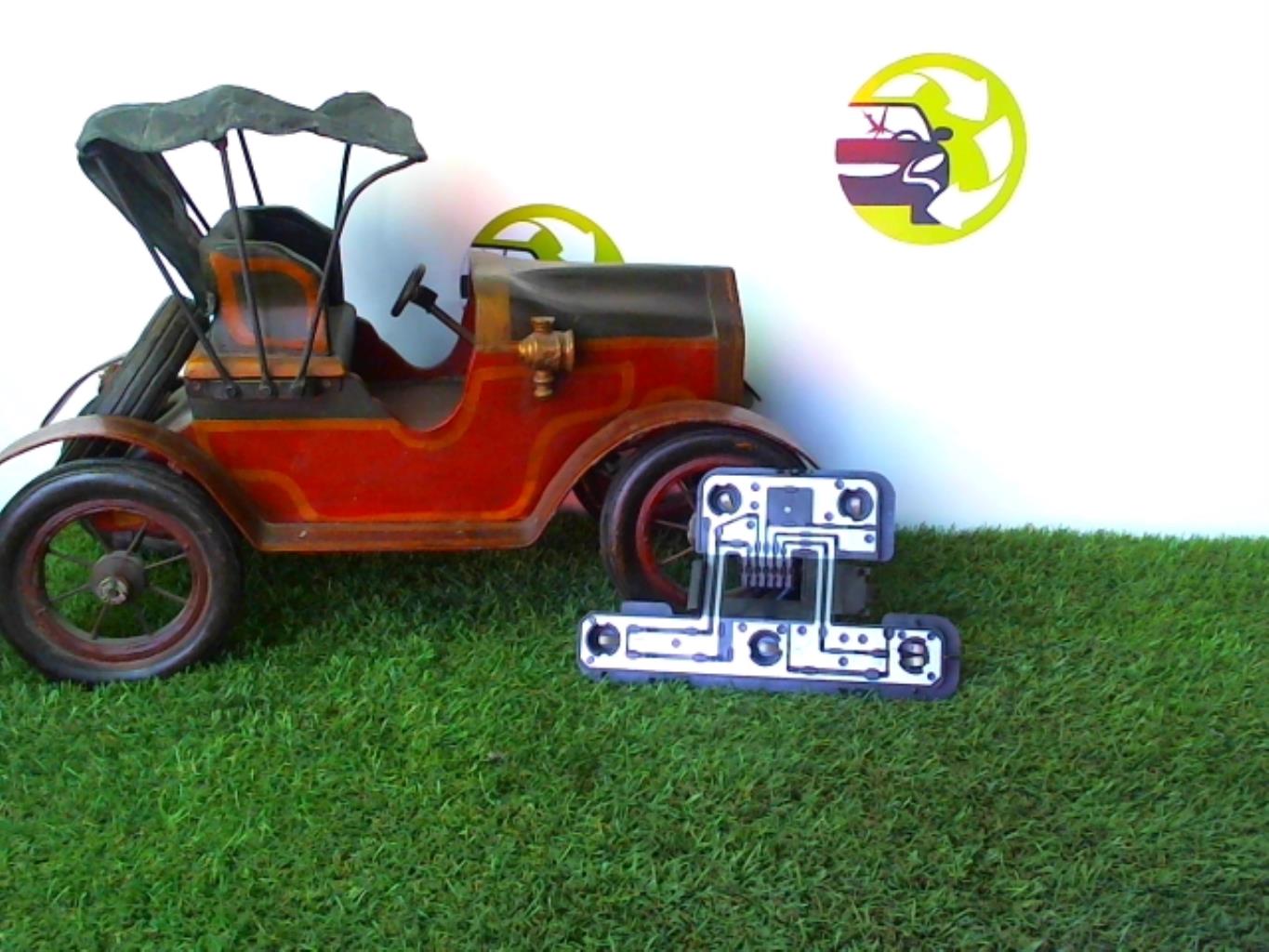 Base portalampade fanale posteriore destro