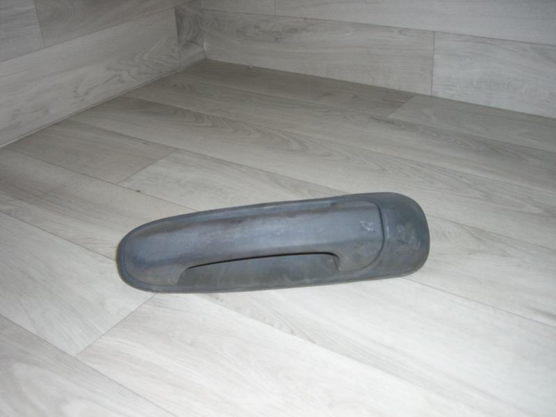 Poignee porte arriere gauche