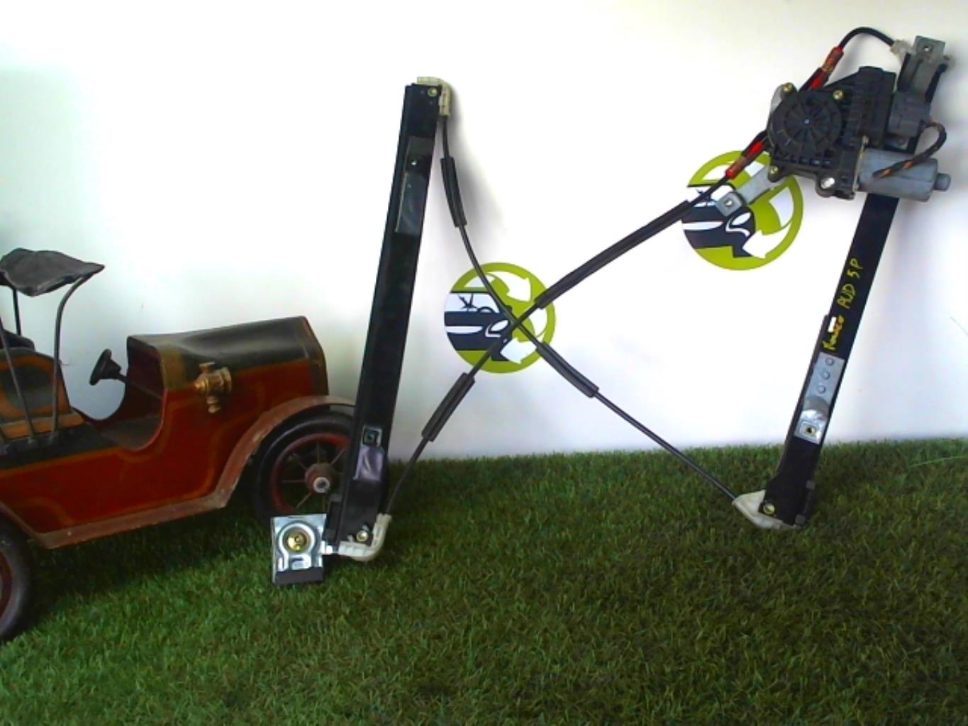 Leve vitre electrique avant droit
