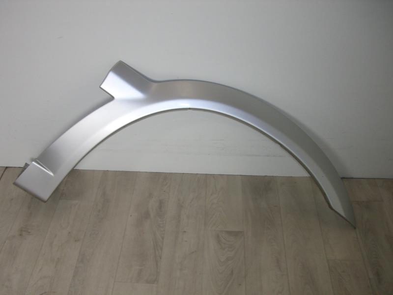 Baguette de porte avant droite