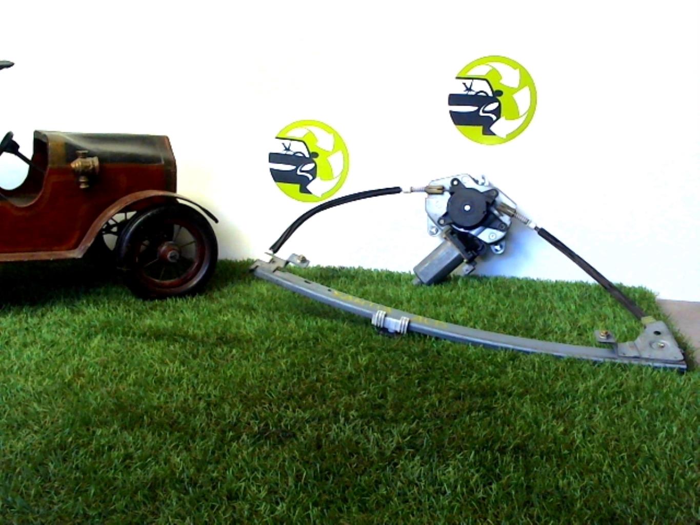Elevalunas eléctrico delantero derecho