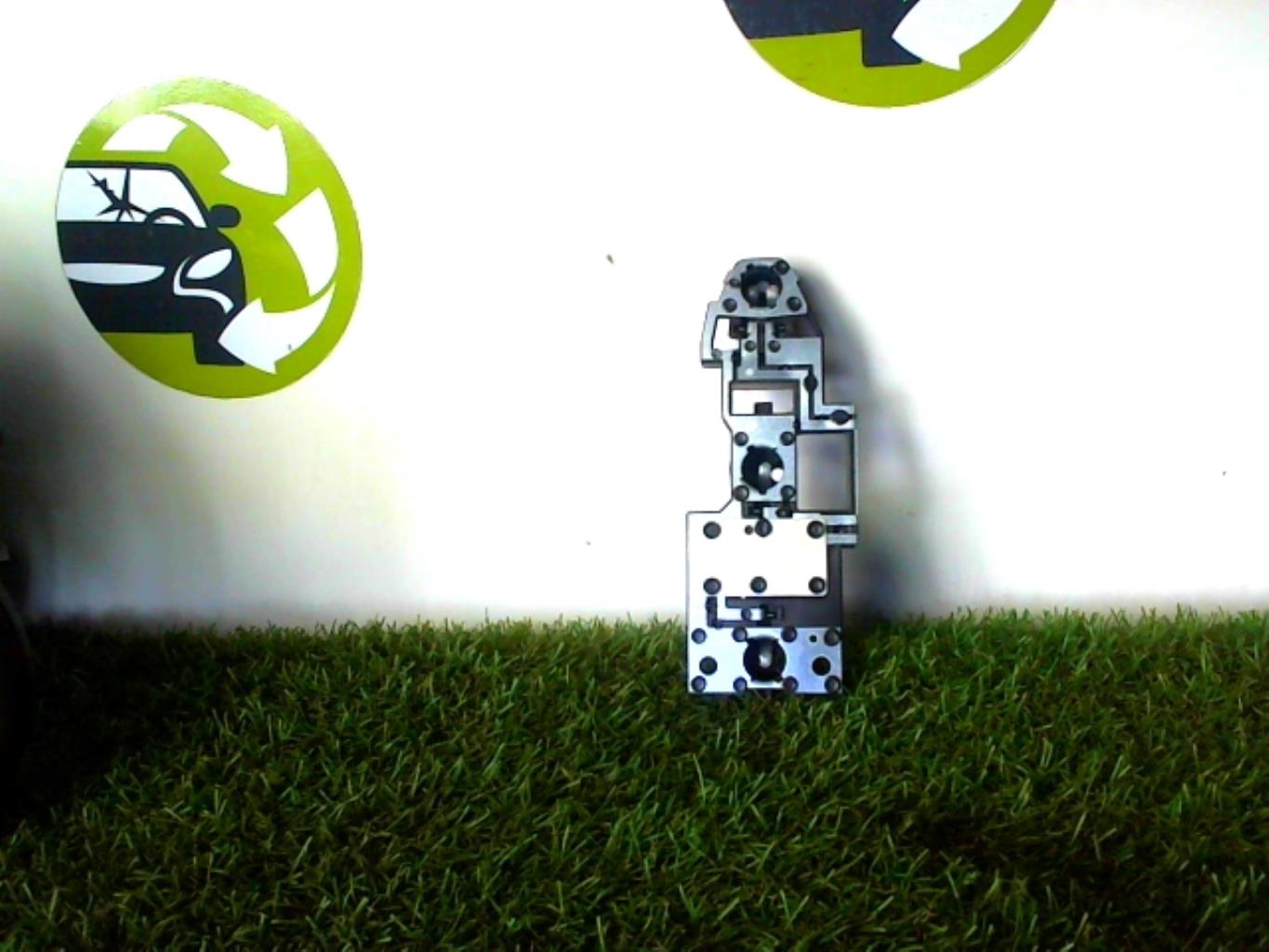 Base portalampade fanale posteriore sinistro