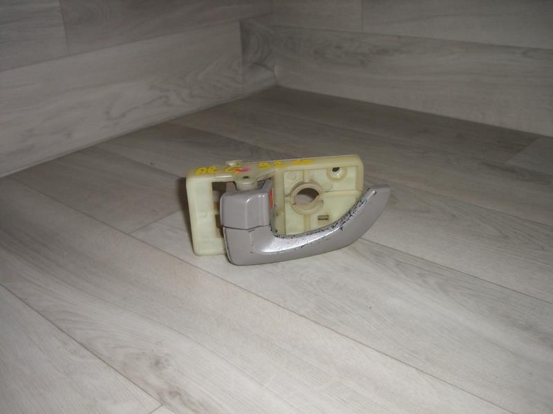 Poignee interieur arriere gauche