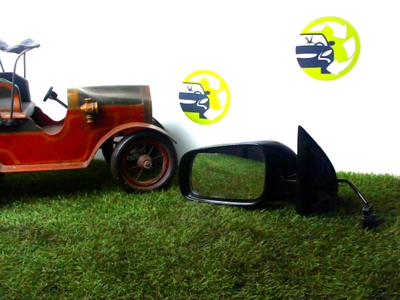 Specchietto retrovisore sinistro