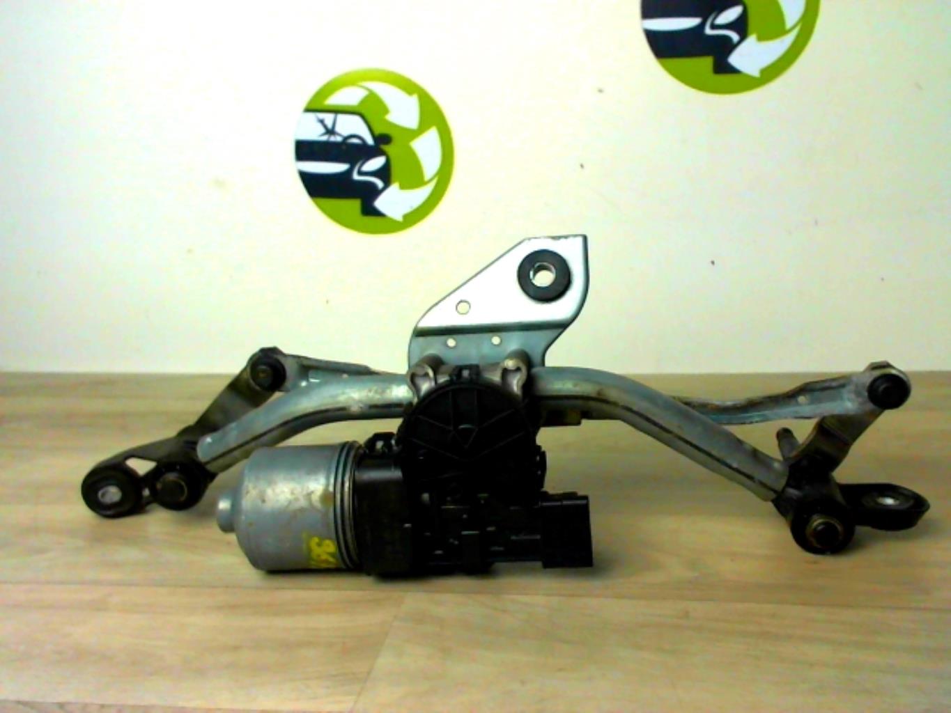 Moteur essuie glace avant