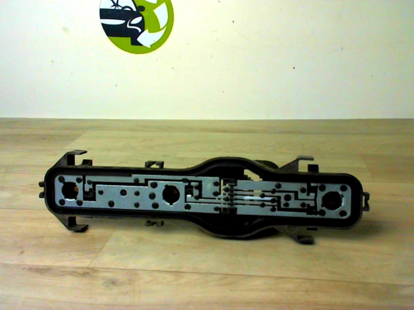 Base portalampade fanale posteriore destro