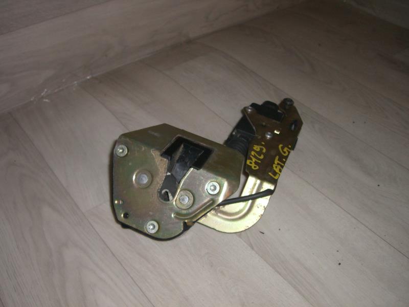Cerradura de puerta lateral izquierda