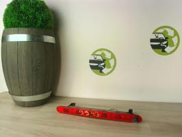 Feu arriere stop central