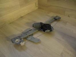 Leve vitre electrique avant gauche