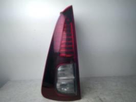 Fanale posteriore principale sinistro (luci)