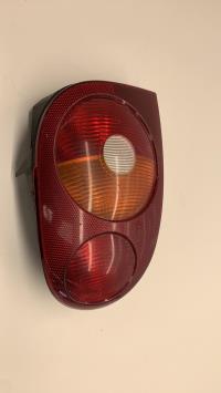 Fanale posteriore principale sinistro (luci)