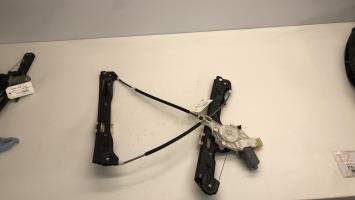 Leve vitre electrique avant droit