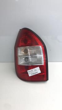 Fanale posteriore principale sinistro (luci)