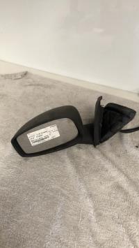 Retrovisor izquierdo