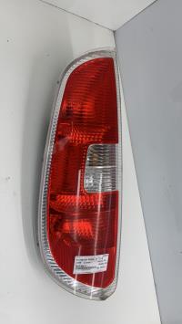 Fanale posteriore principale sinistro (luci)