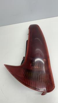 Fanale posteriore principale sinistro (luci)