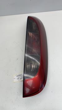 Fanale posteriore principale sinistro (luci)