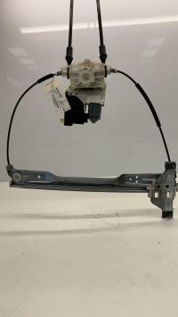 Elevalunas eléctrico delantero izquierdo