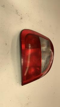 Fanale posteriore principale sinistro (luci)