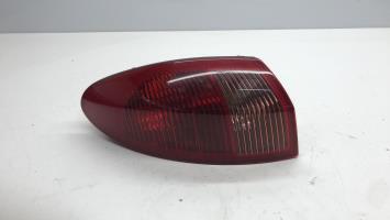 Fanale posteriore principale sinistro (luci)