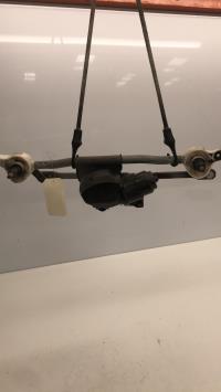 Moteur essuie glace avant