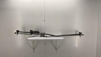 Moteur essuie glace avant