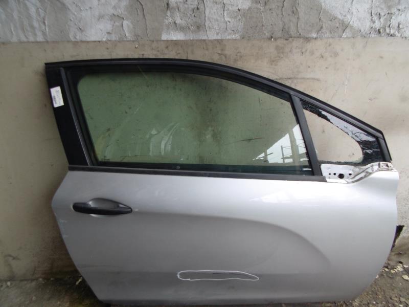 Porte avant droit