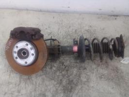 Demi train avant gauche