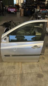 Porte avant gauche