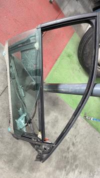 Leve vitre electrique avant droit