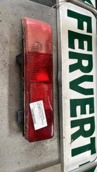 Feu arriere principal gauche (feux)