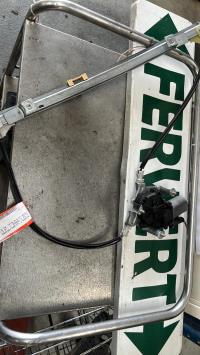 Leve vitre electrique avant gauche
