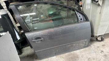 Porte avant droit