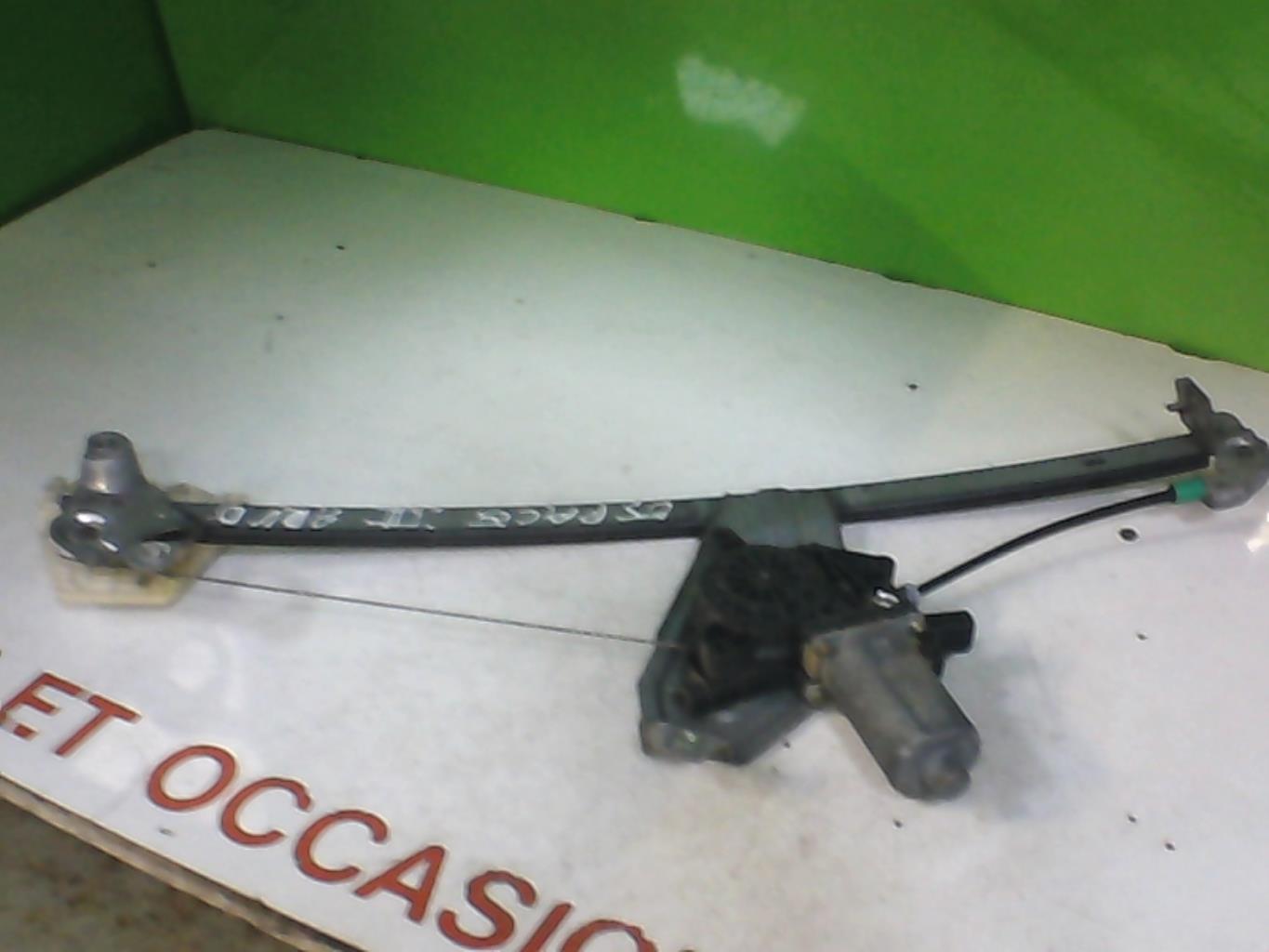Elevalunas eléctrico delantero derecho