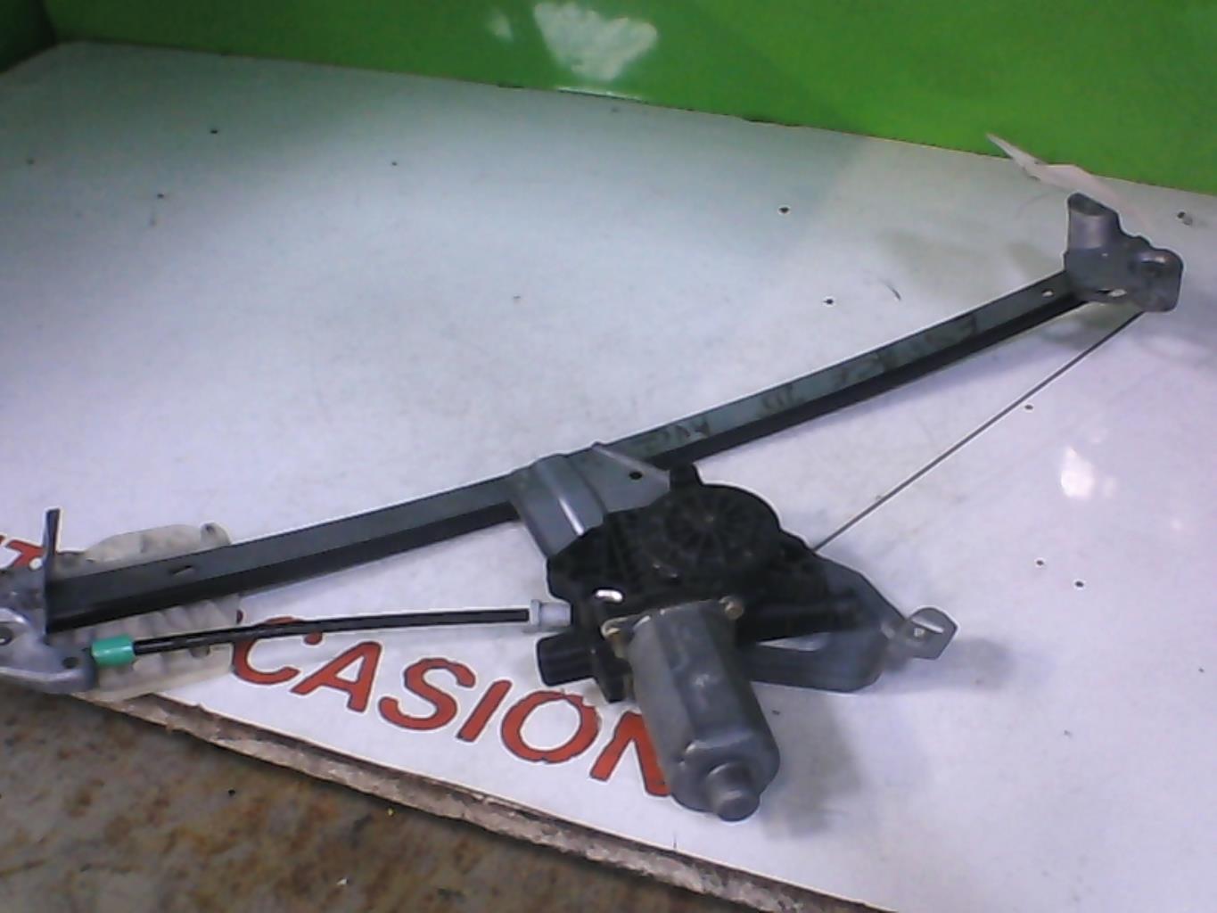 Elevalunas eléctrico delantero izquierdo