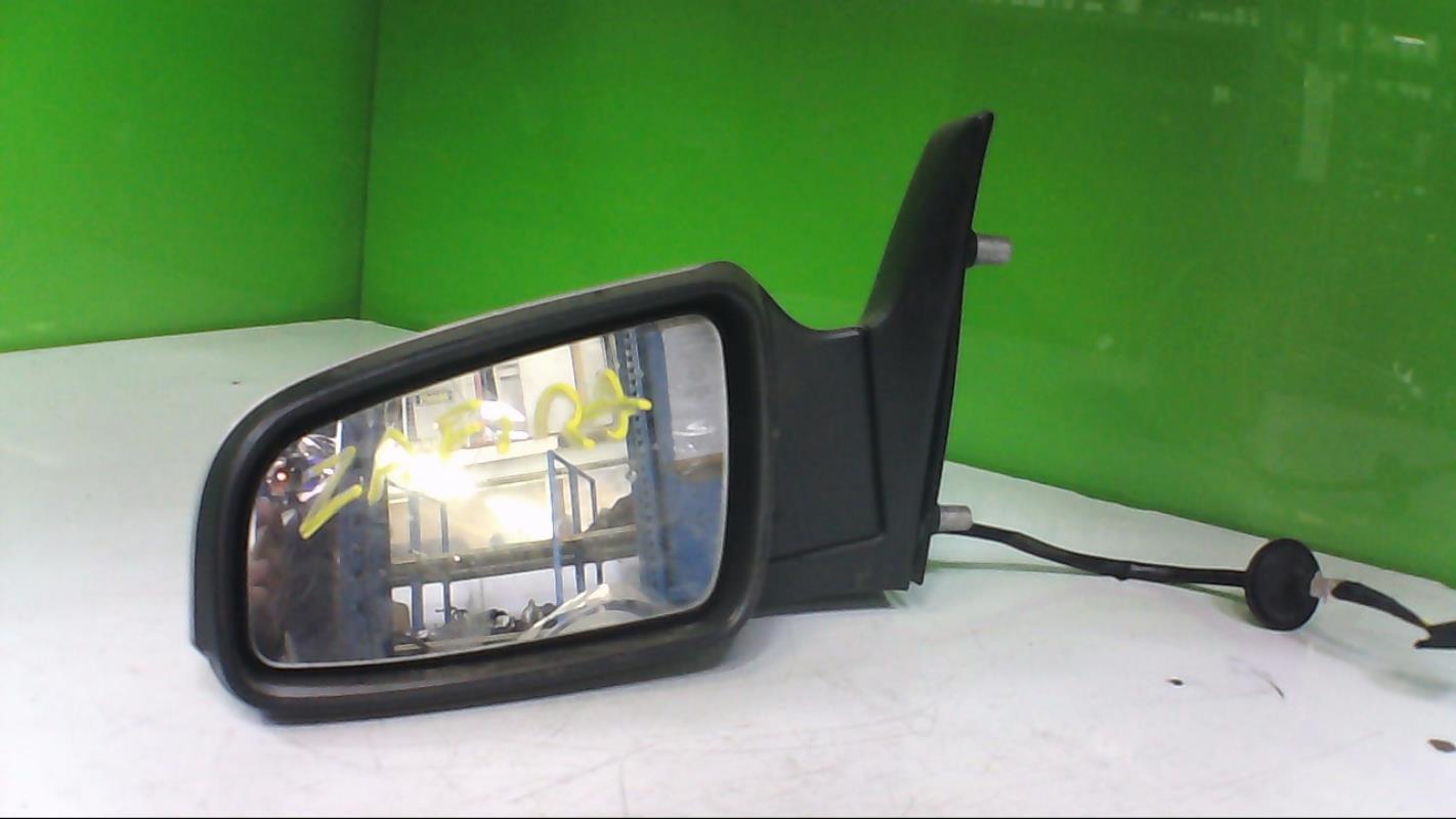 Retrovisor izquierdo